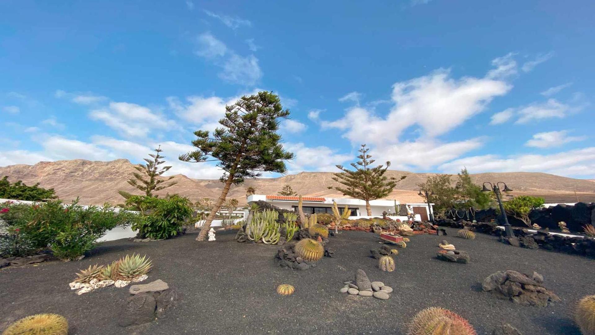 Bungalow Allende Famara Con Piscina Privada Y Ac Exteriör bild
